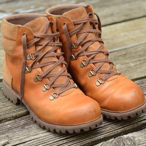Timberland Wheelwright ankle hiking boots sz 8.5